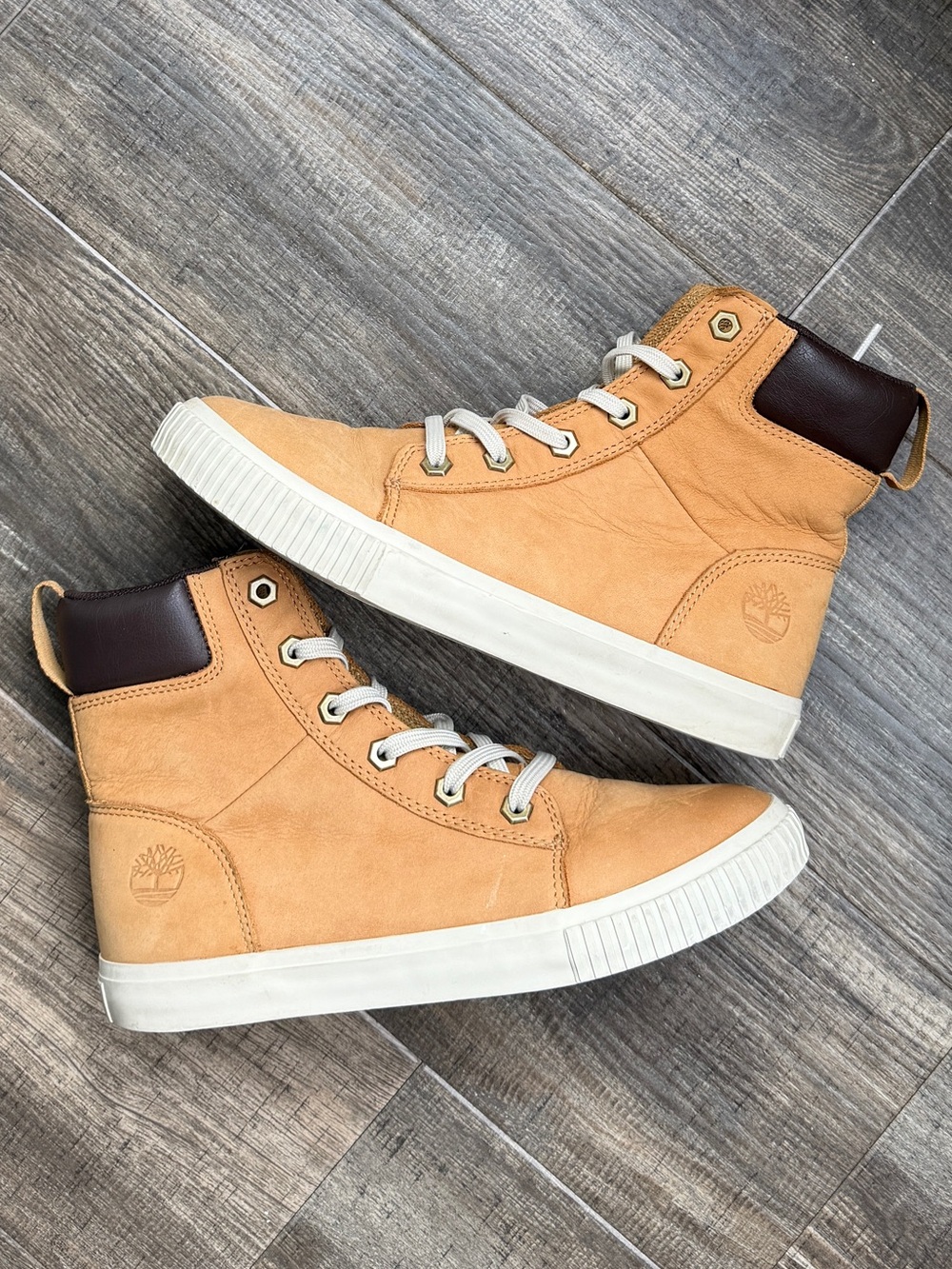 Timberland Wmns Skyla Bay 6 Inch Boot 'Wheat' women’s 7.5